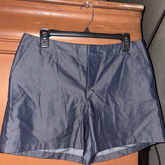 Banana Republic Factory Pants - NWT Banana Republic shorts size 10